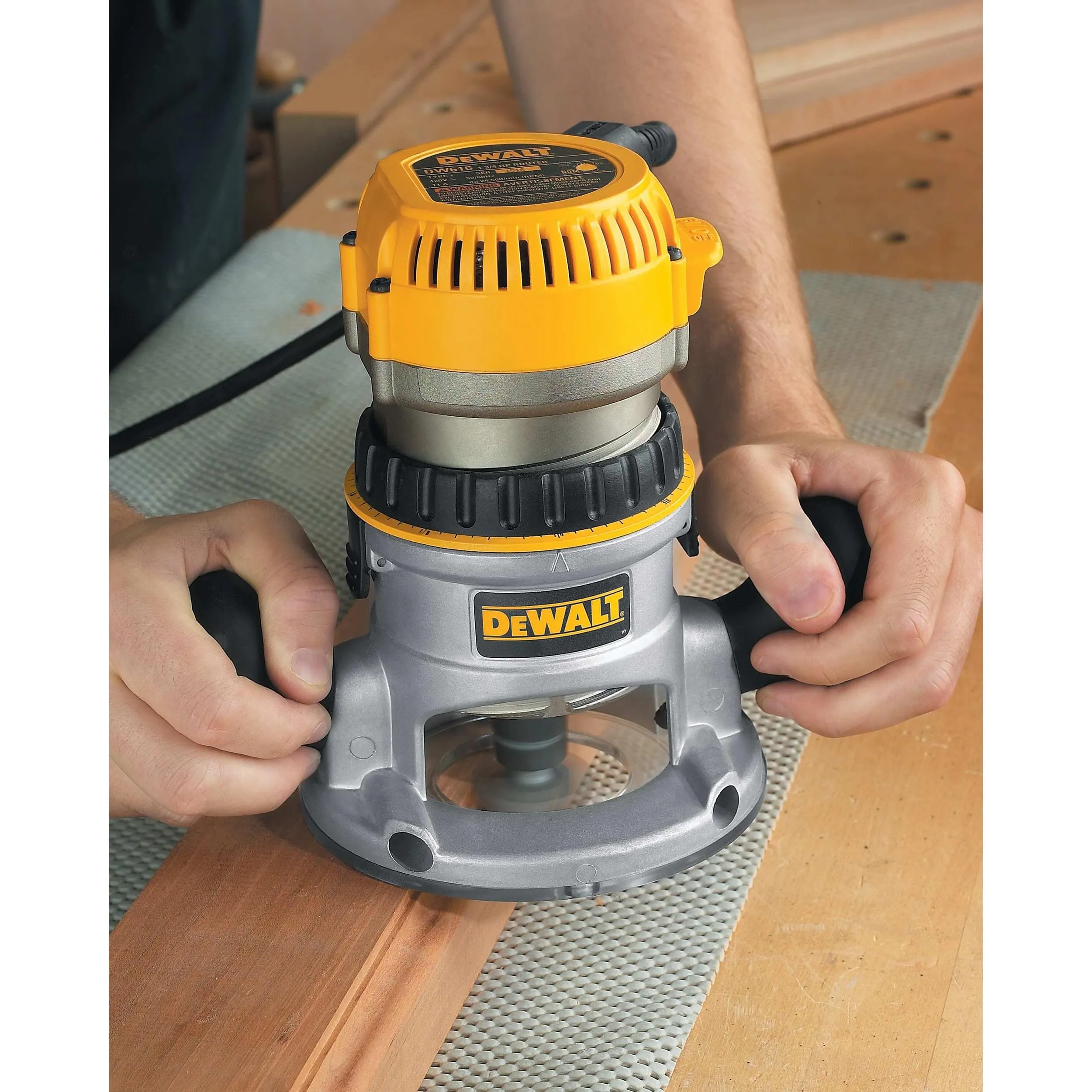 1-3/4 HP Fixed Base Router Kit