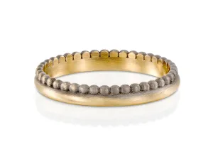 18k  gold Simple Delicate Wedding Band