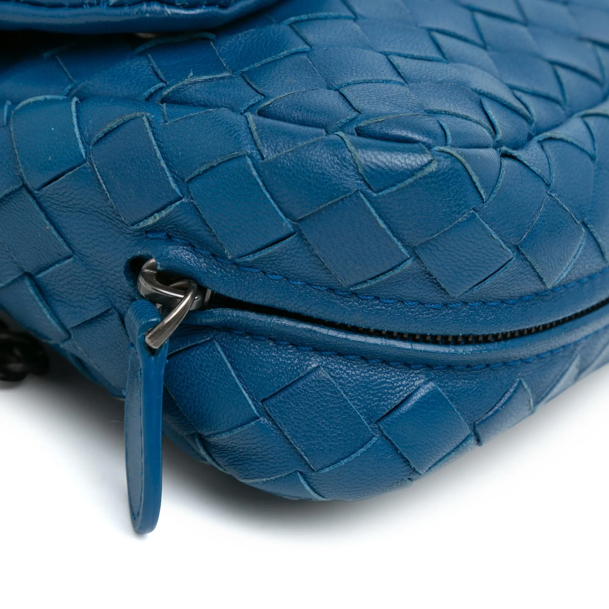 Bottega Veneta Intrecciato Chain Flap Crossbody (SHG-BqDFcj)