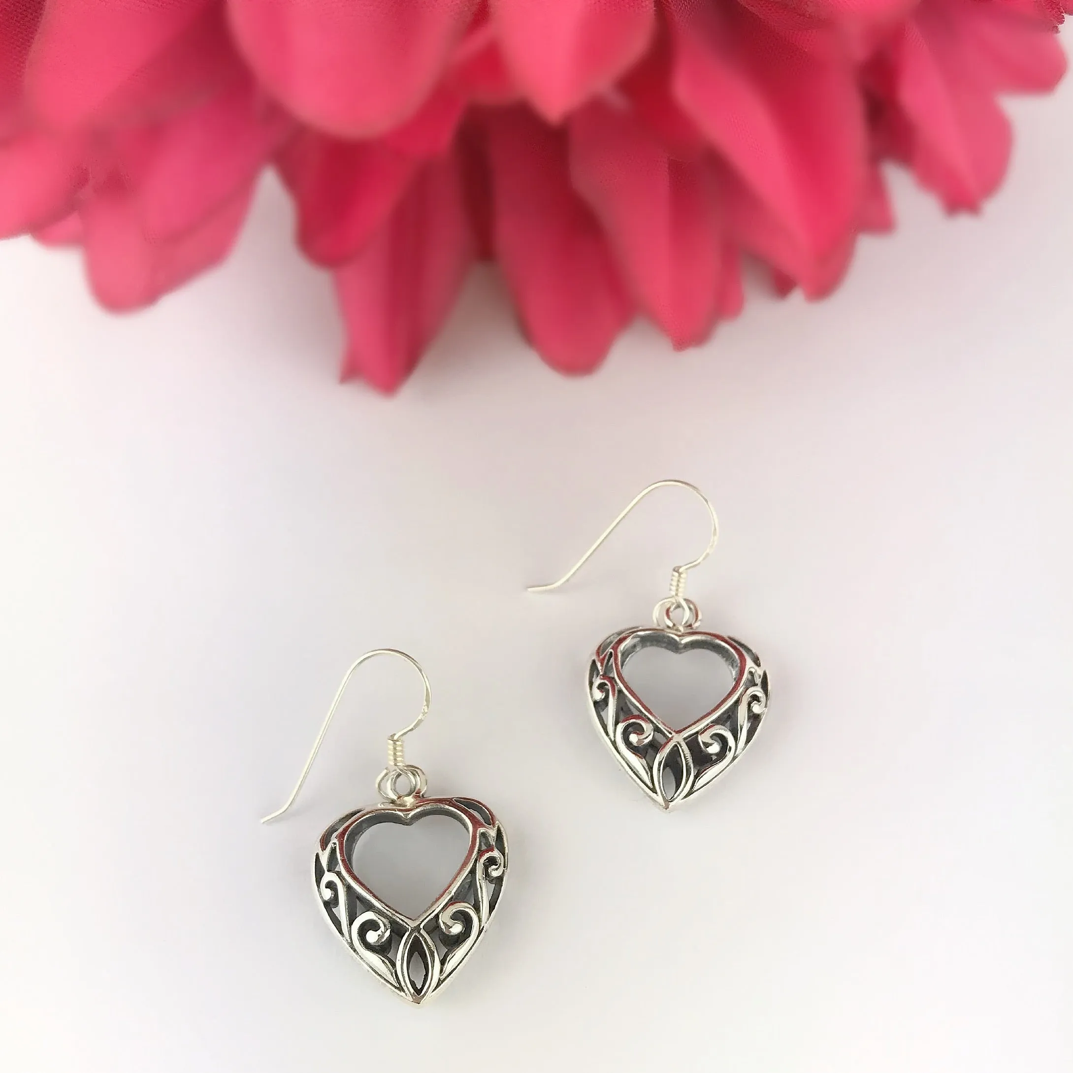 Celtic Heart Earrings - VE580