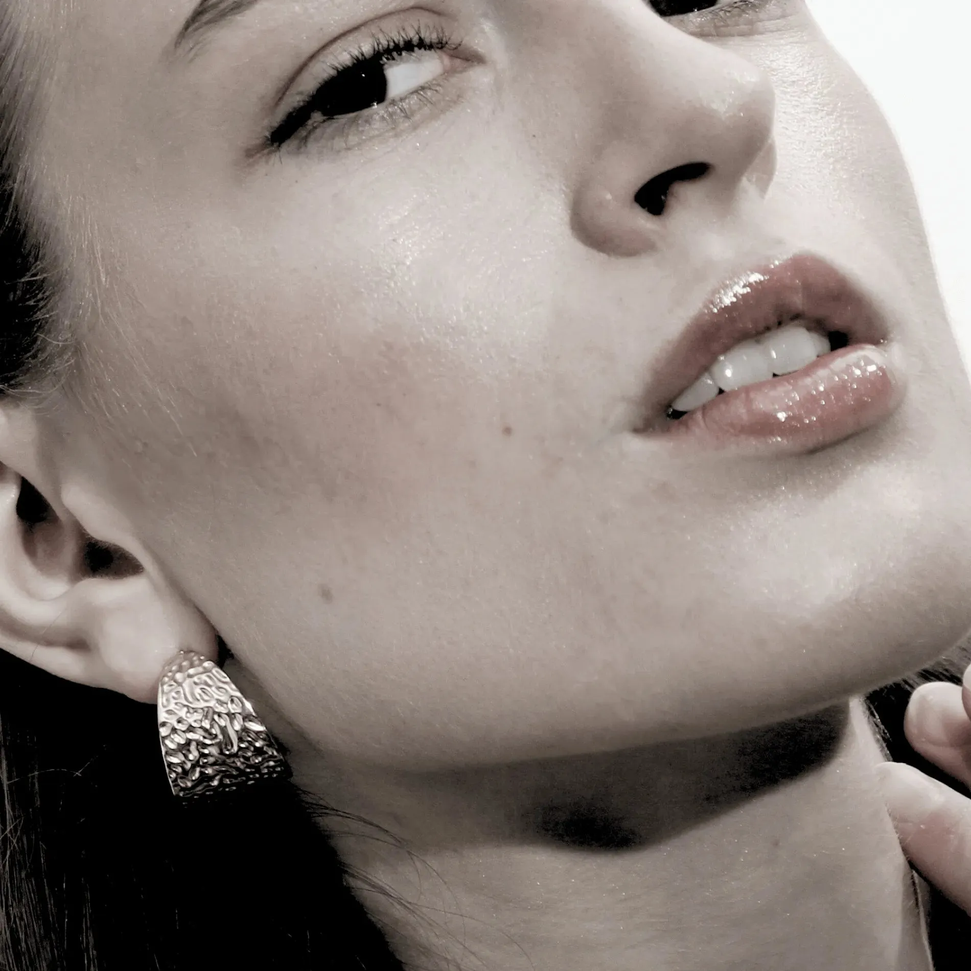 Courage Waterproof Irregular Statement Hoop Earring Silver Plating