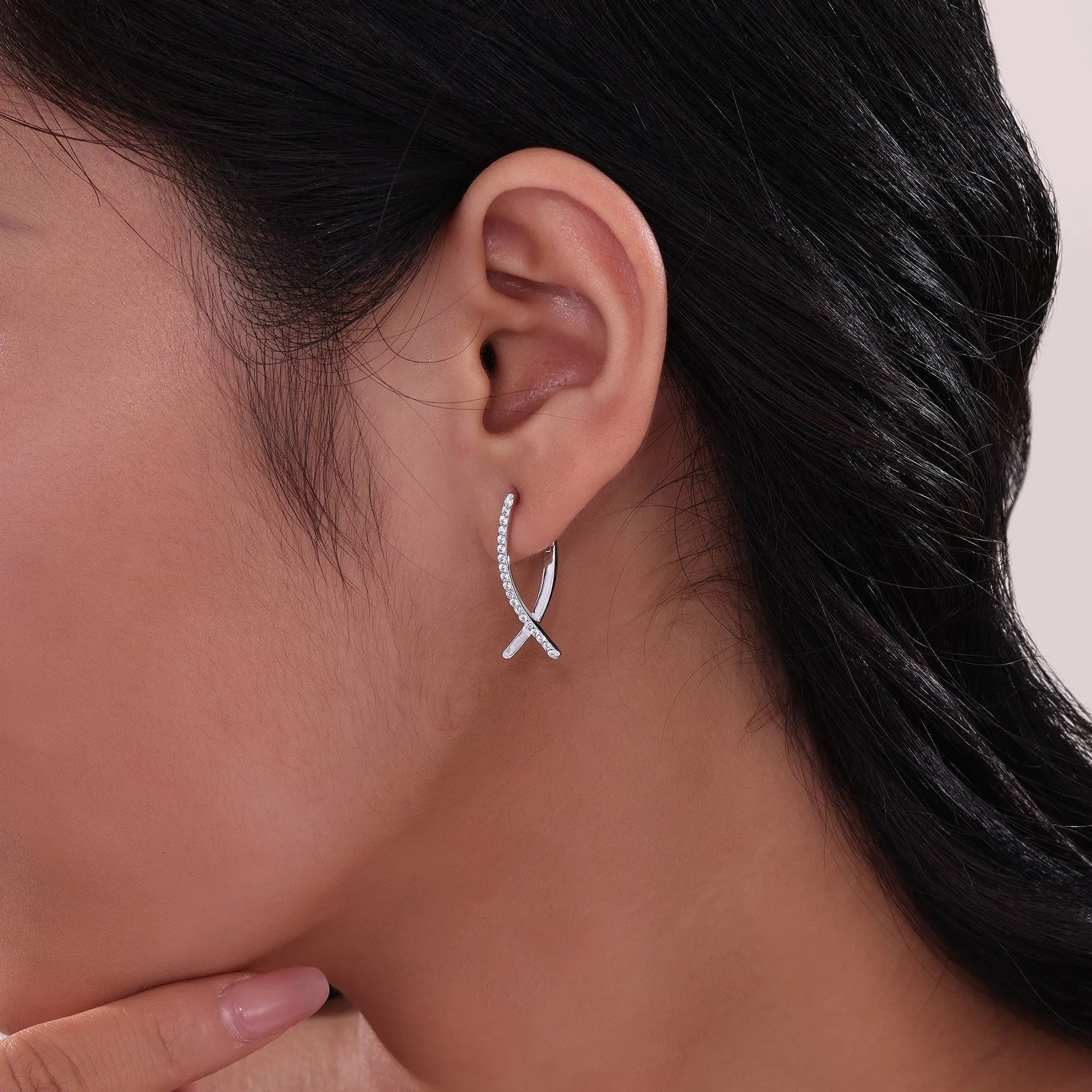 Crossover Oval Hoop Earrings E0600CLP00