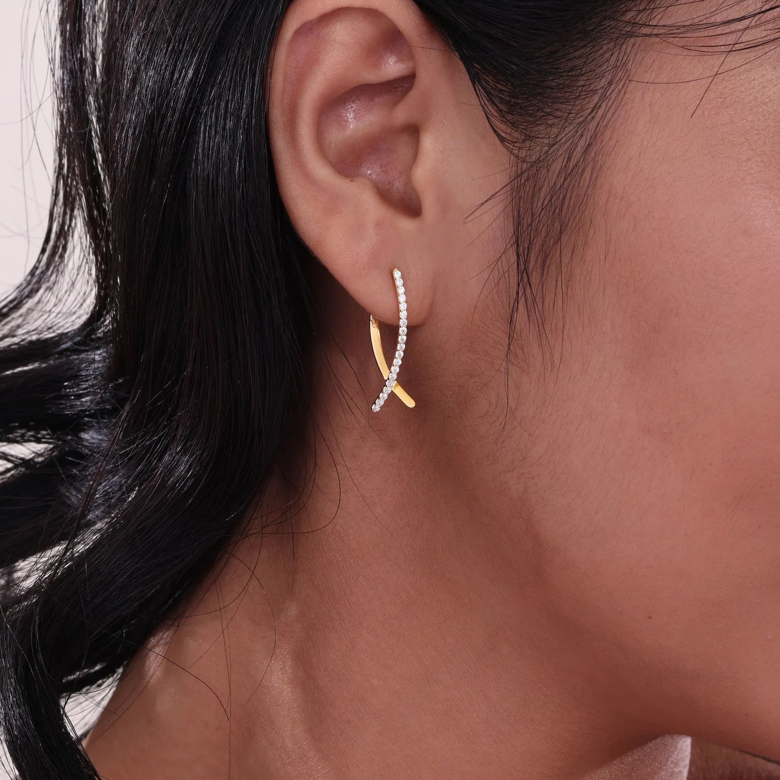 Crossover Oval Hoop Earrings E0600CLP00