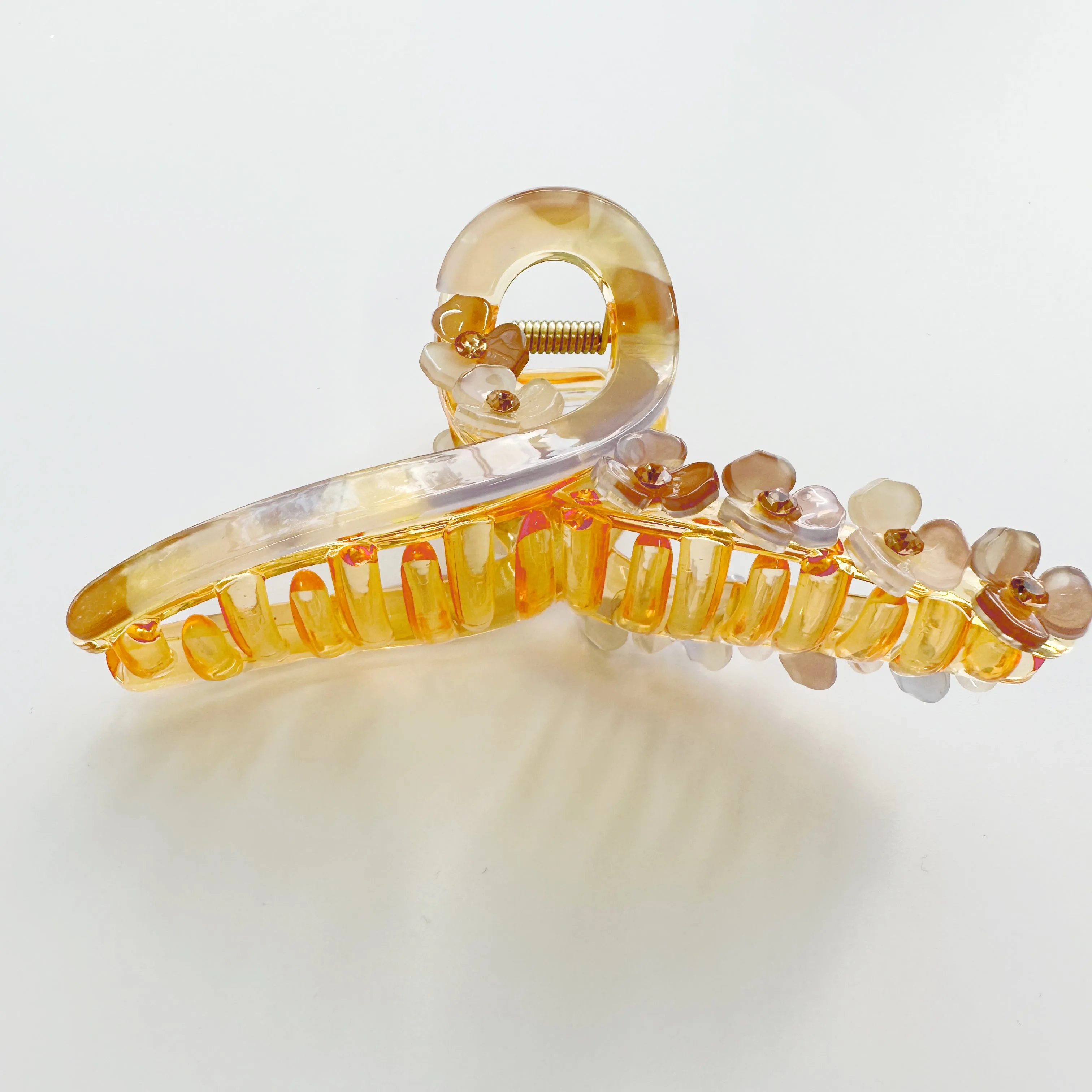 Delicate Floral Claw - toffee