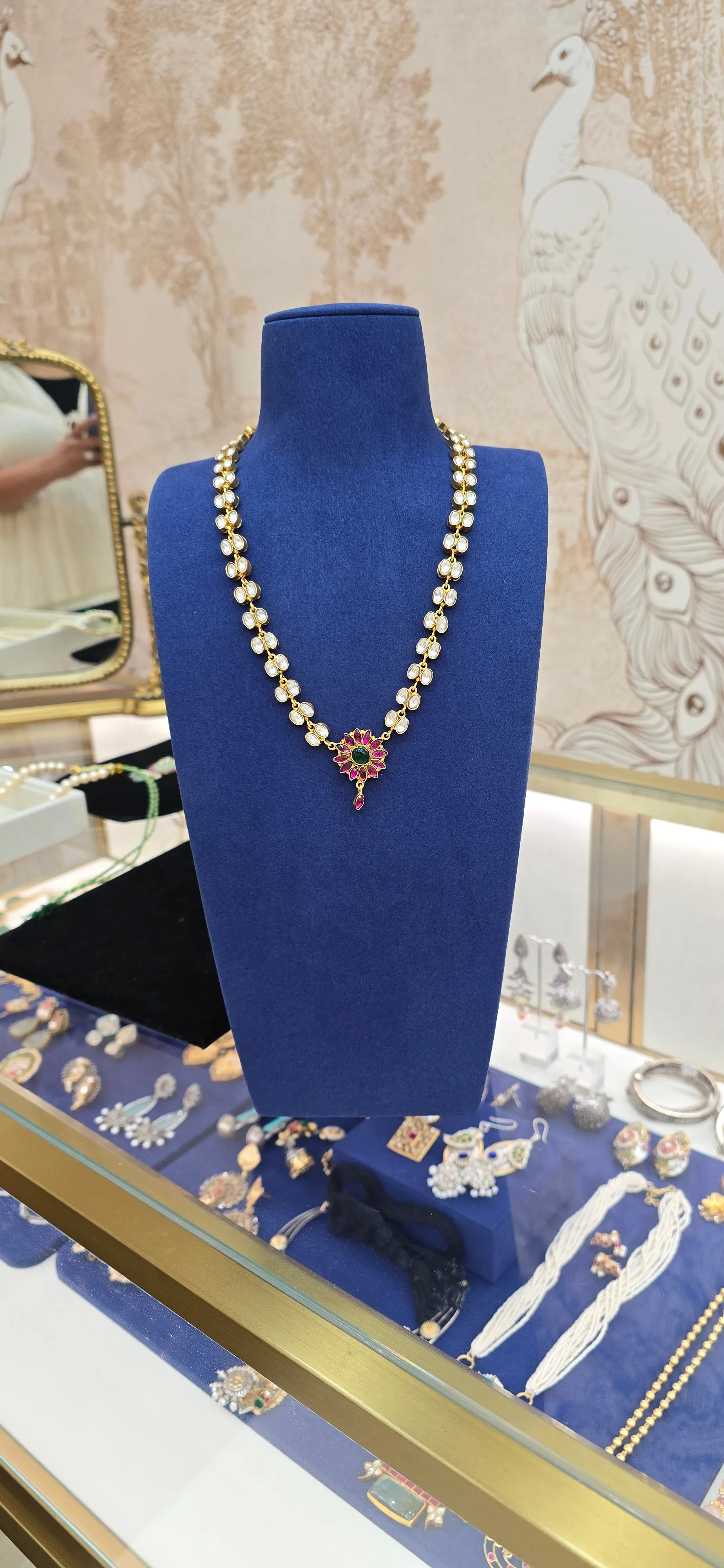 Delicate Kundan Necklace