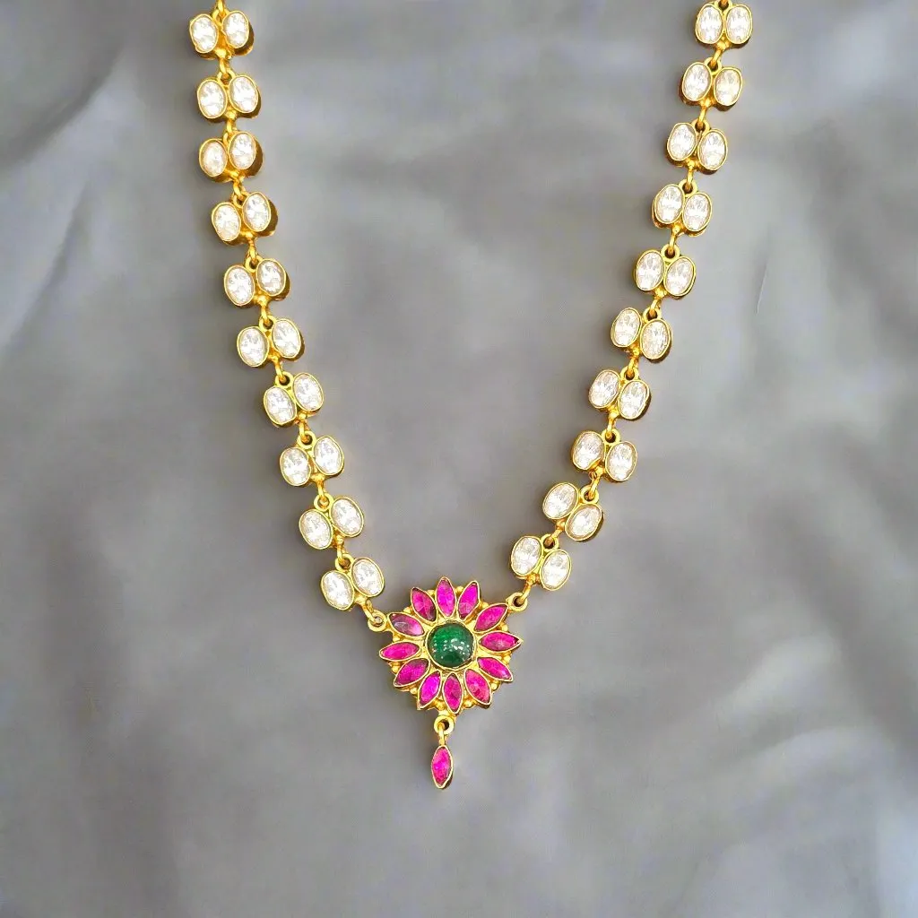 Delicate Kundan Necklace