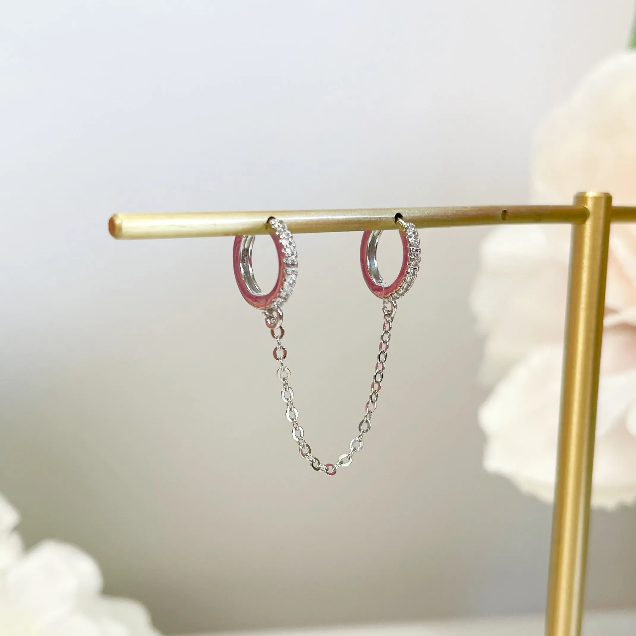 E128 double hoop chain link dangle earrings