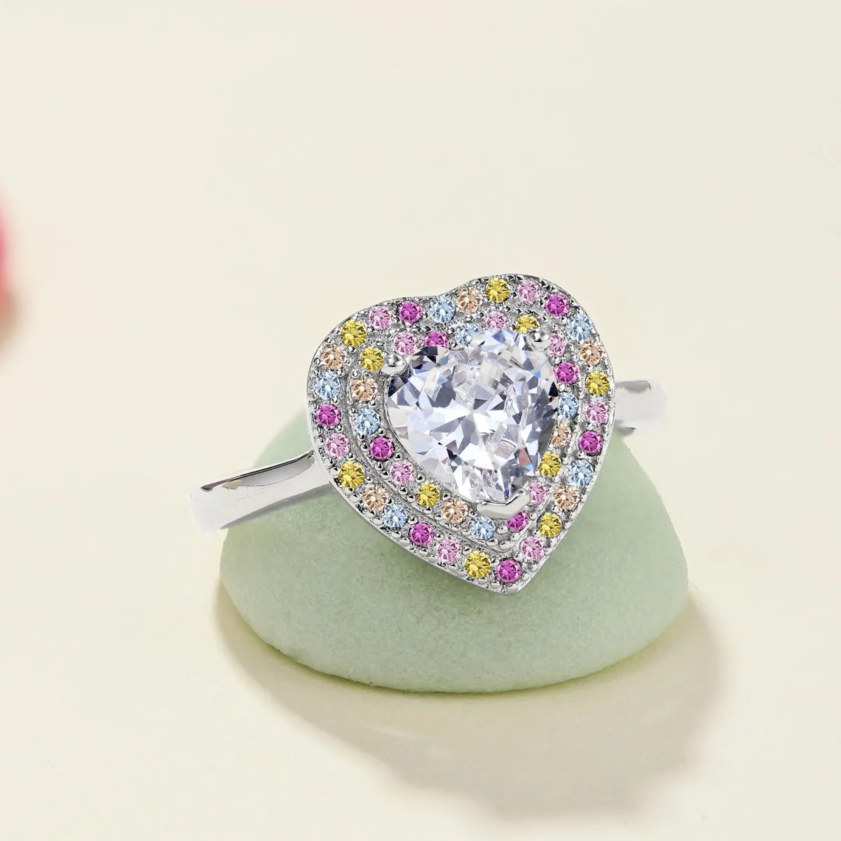 [Goodv]Delicate Ebullient Heart Shape Wedding Ring