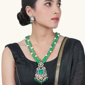 Graceful Kundan Emerald Necklace Set - HRNS134