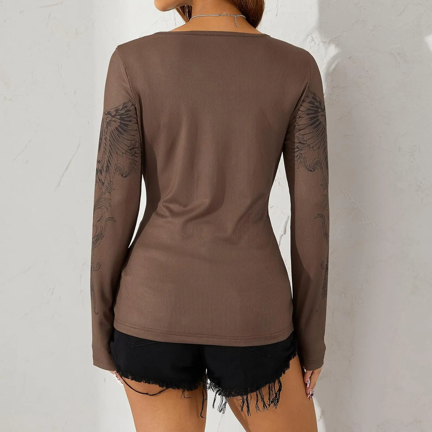 Grunge Clothes for Women Y2K Tops Long Sleeve Fairy Grunge Aesthetic Shirts Teen Girls Vintage Graphic Tees Fall