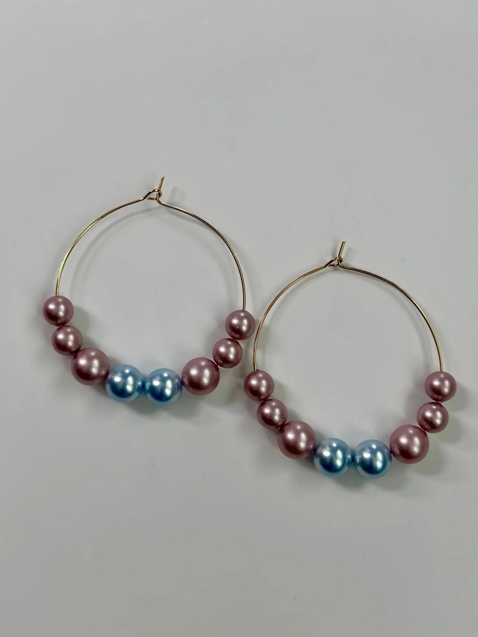 Kat Hoop Pearl Earrings