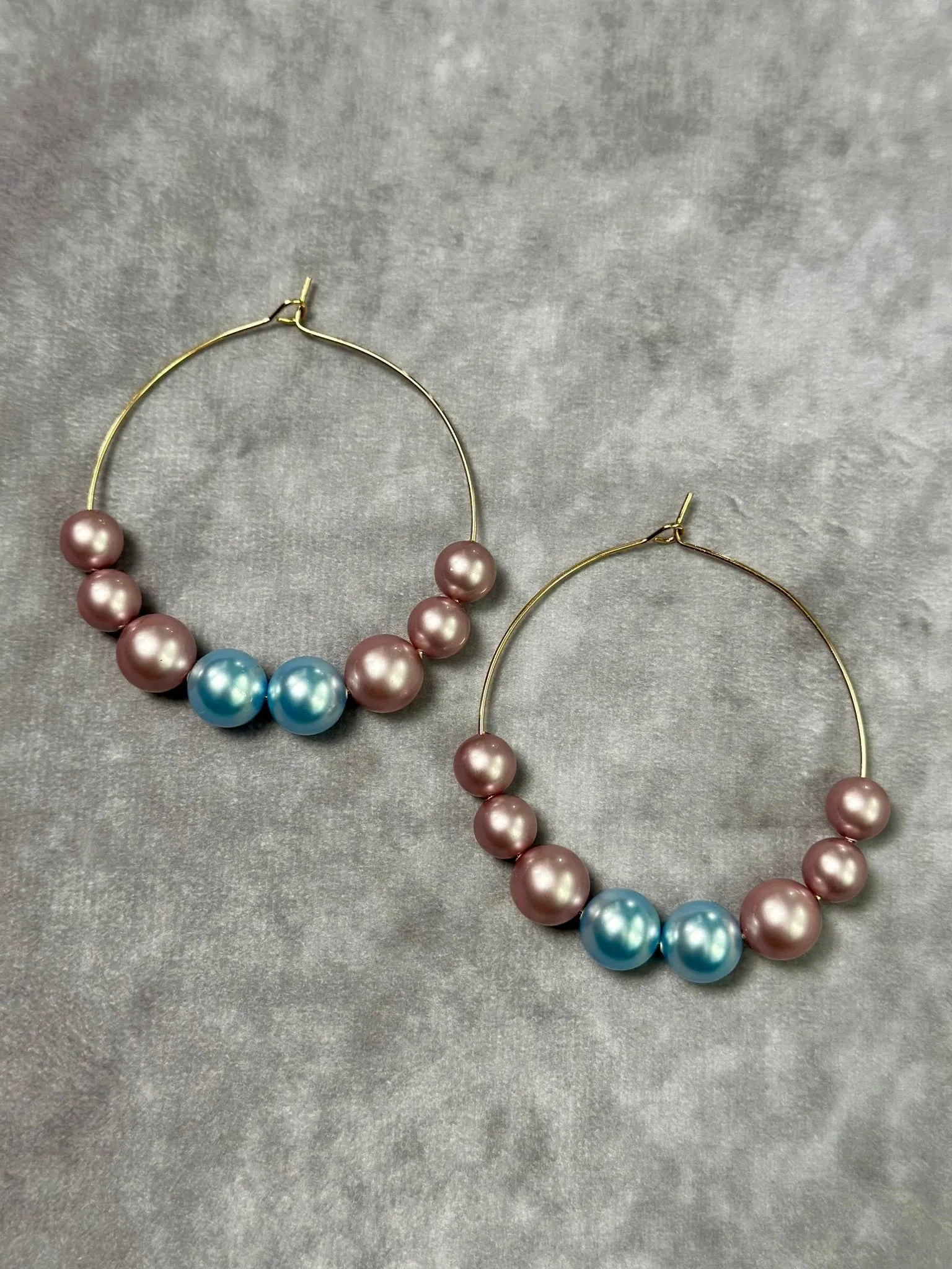 Kat Hoop Pearl Earrings