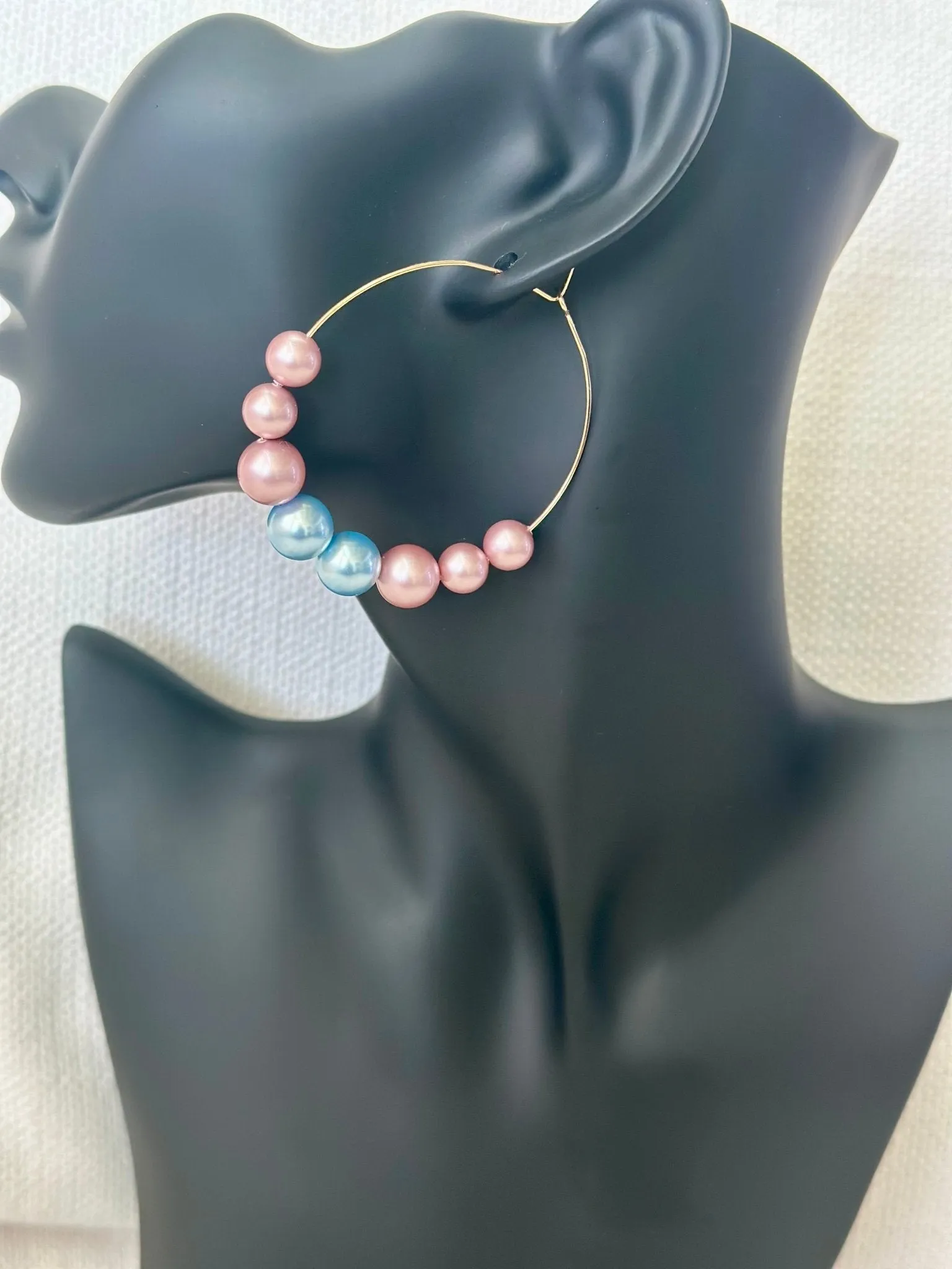 Kat Hoop Pearl Earrings