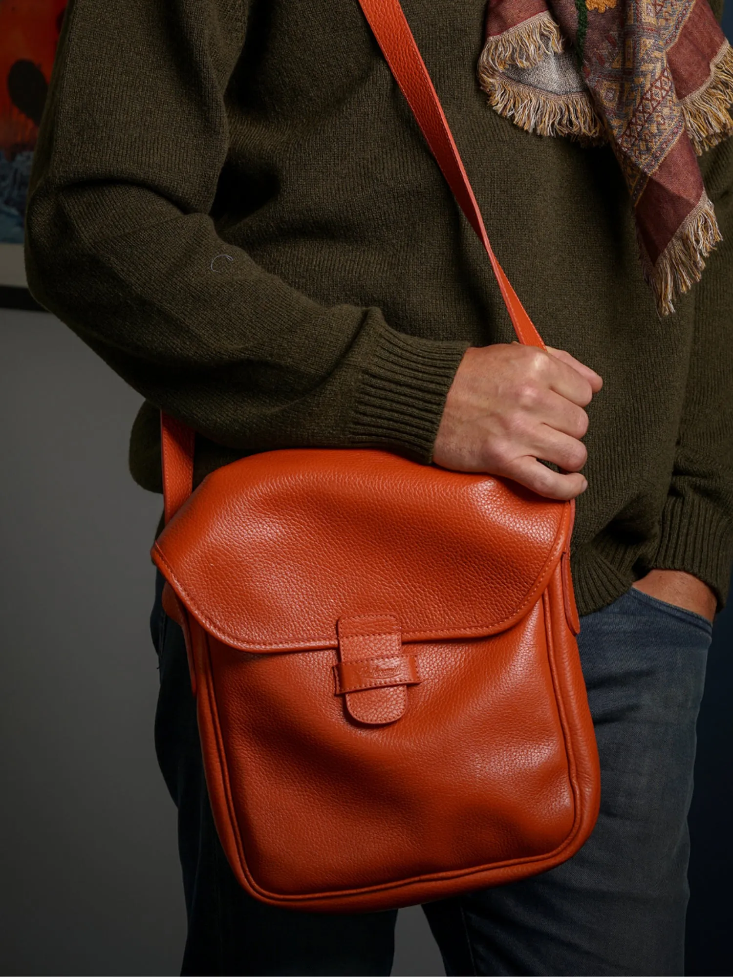LEATHER CROSS BODY BAG ORANGE