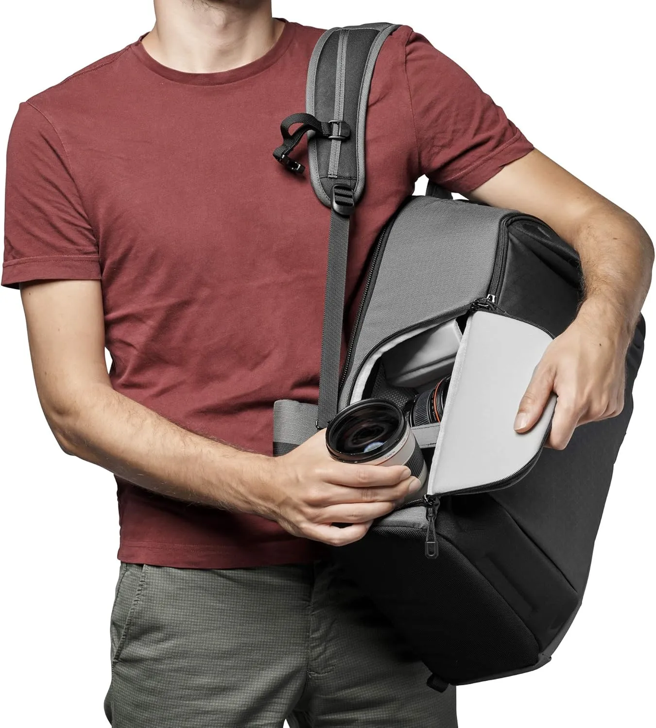 Lowepro Flipside BP 400 AW III Mirrorless and DSLR Camera Backpack - Dark Grey - with Rear Access - with Side Access - with Adjustable Dividers - for Mirrorless Like Sony 7 - LP37353-PWW