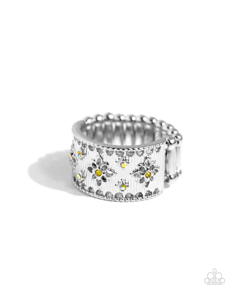 Paparazzi Whimsical Wallpaper - Yellow Ring
