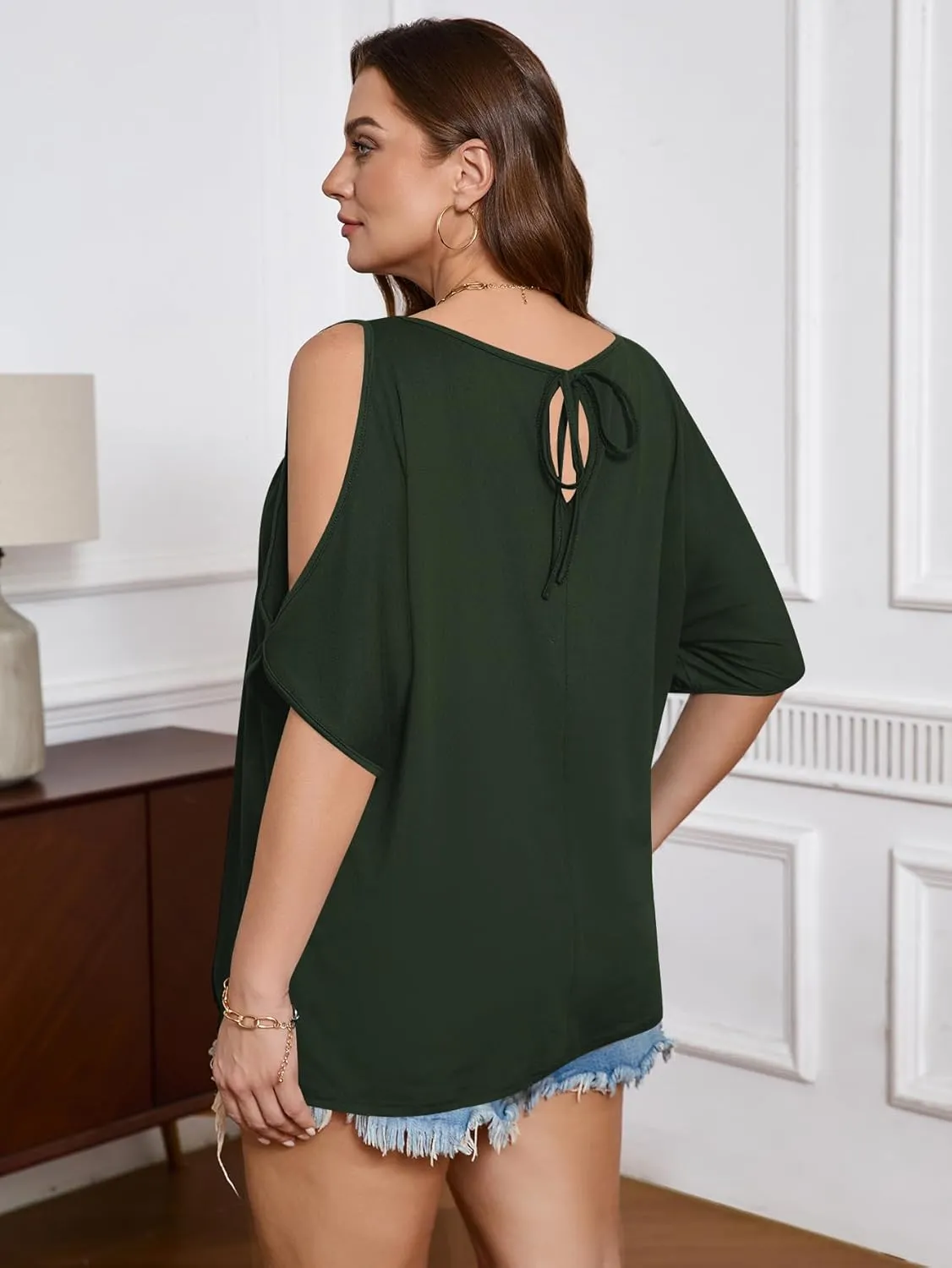 SOLY HUX Women's Plus Size Cold Shoulder Tops Summer Casual Trendy Scoop Neck Loose Tees T Shirts
