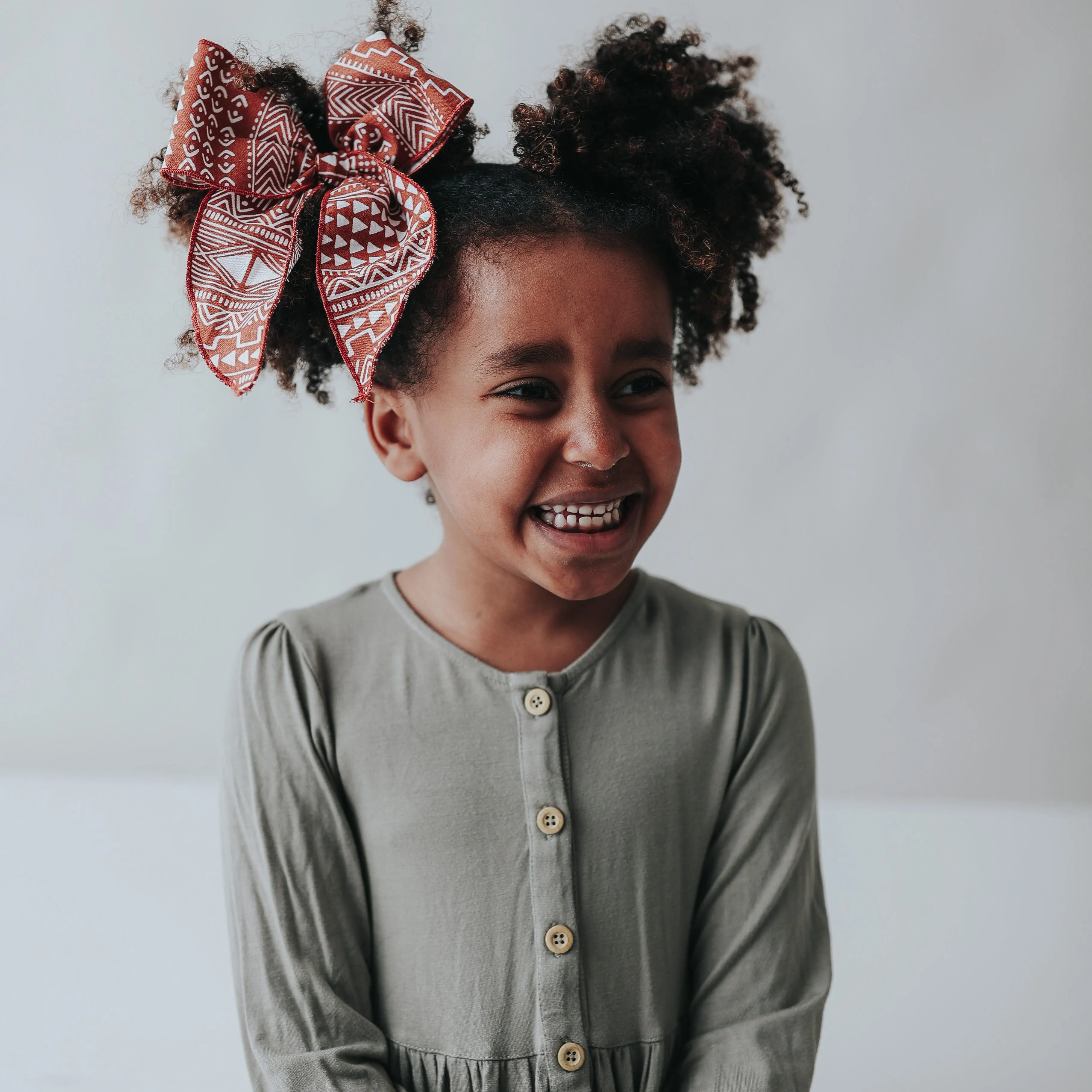 Swanky - Brown Tribal